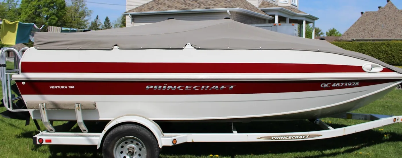 Princecraft Ventura 190 — Stripe & lettrage — Après