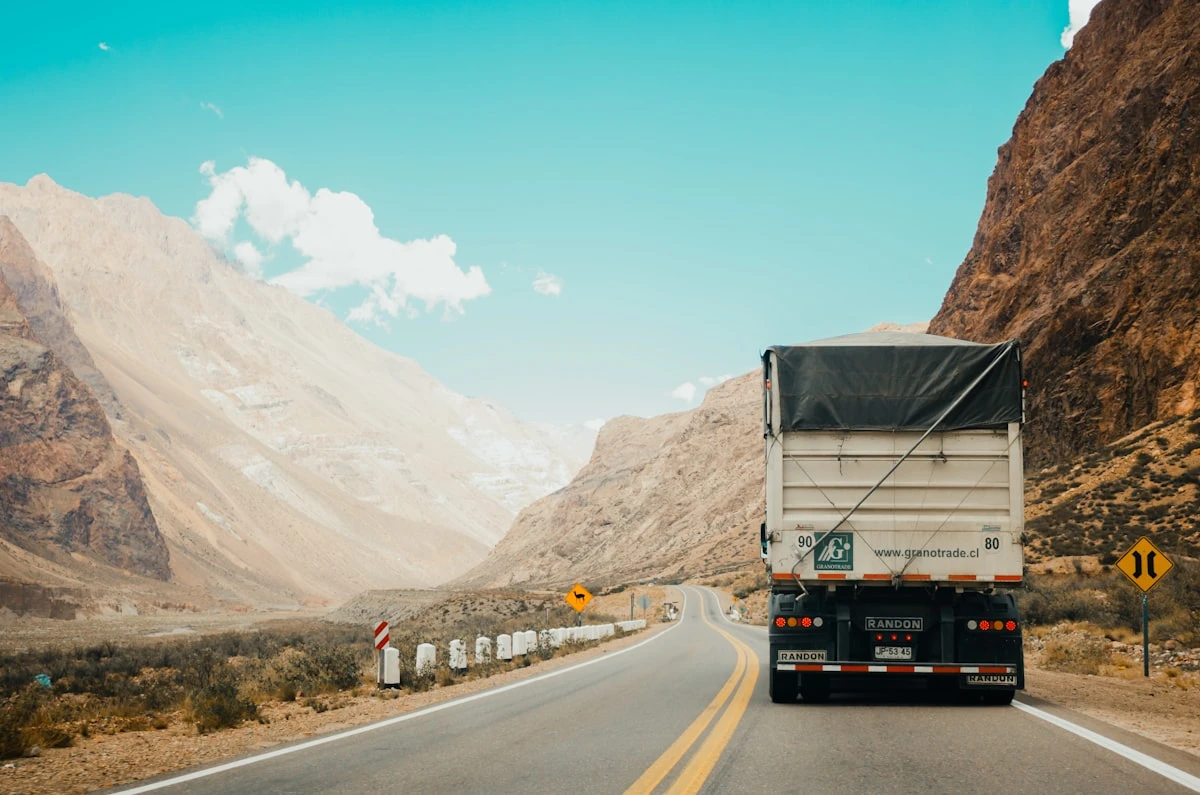 Transport Pharand — Lettrage semi — détail